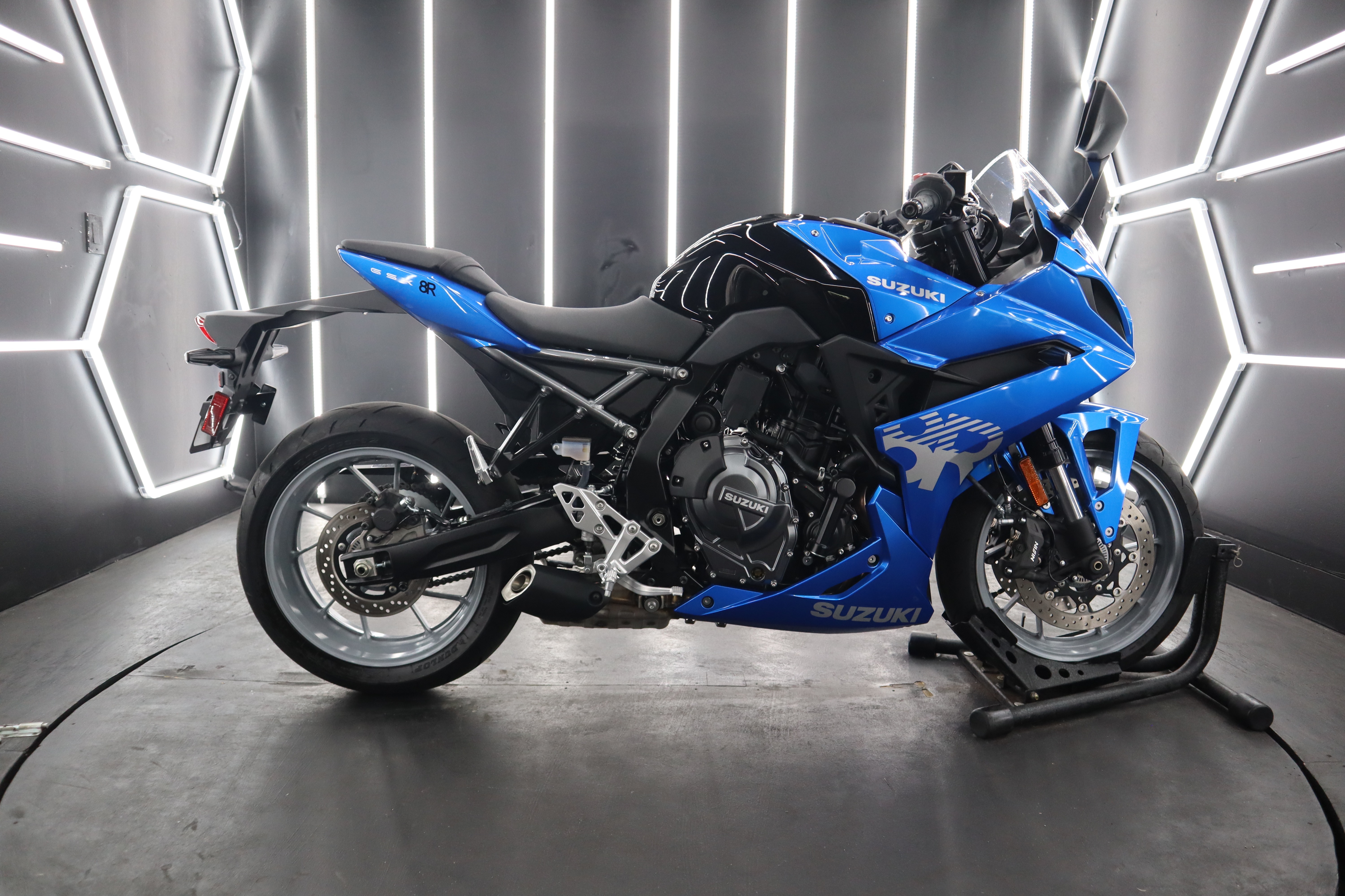 2025 Suzuki GSX-8R 8R in Lake Park, FL