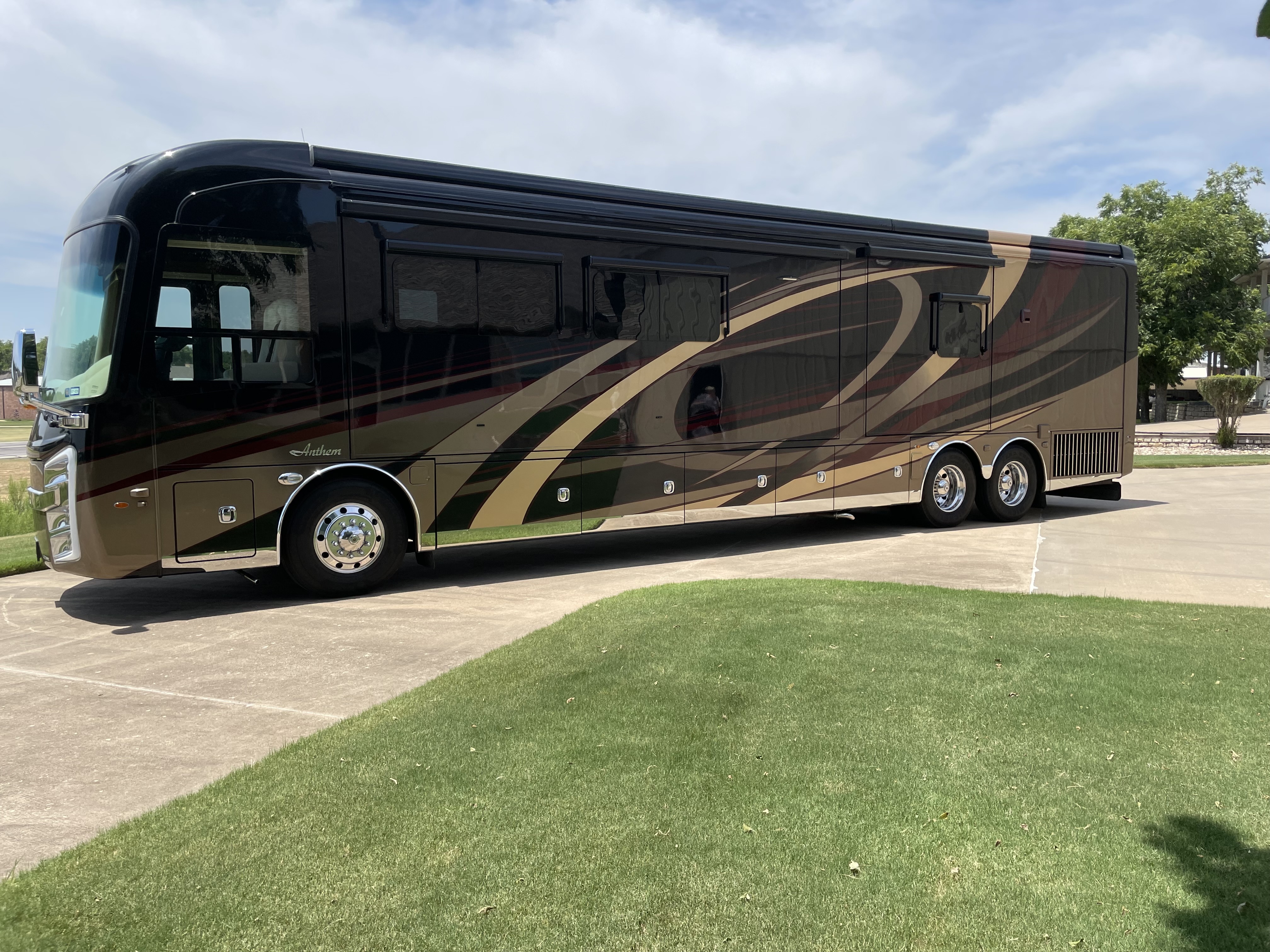 2019 Entegra Coach ANTHEM 44W RV