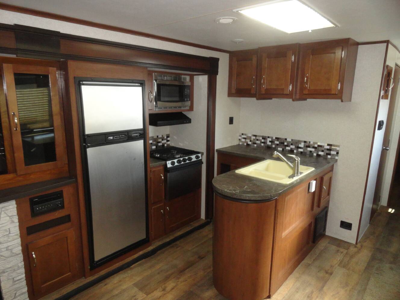 A photo of this 2017 Jayco Jay Flight 34RSBS