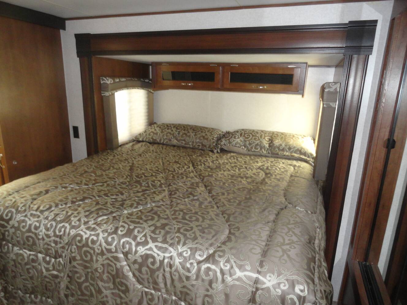 A photo of this 2017 Jayco Jay Flight 34RSBS