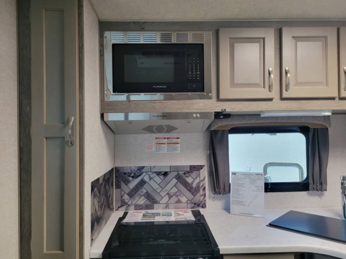 A photo of this 2027 Northwood Mfg ARCTIC FOX 990