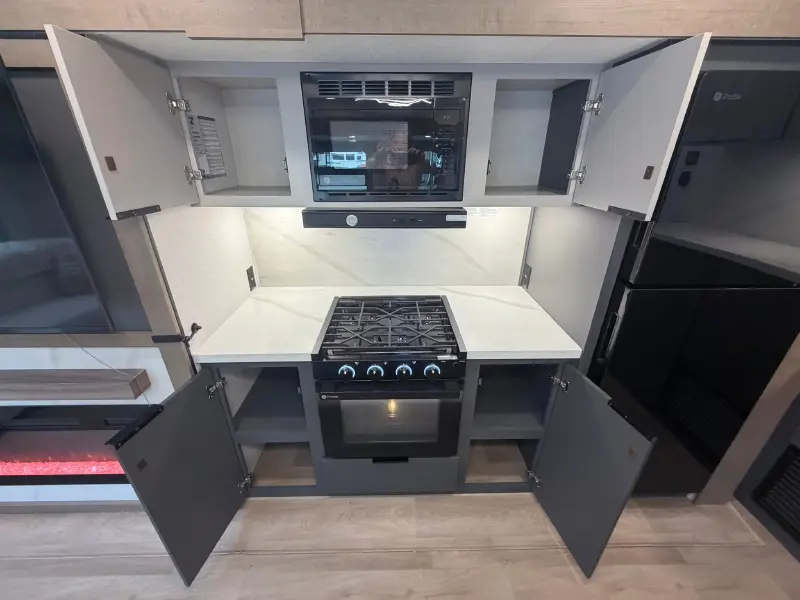 2026 KZ RV Domani DM323RL