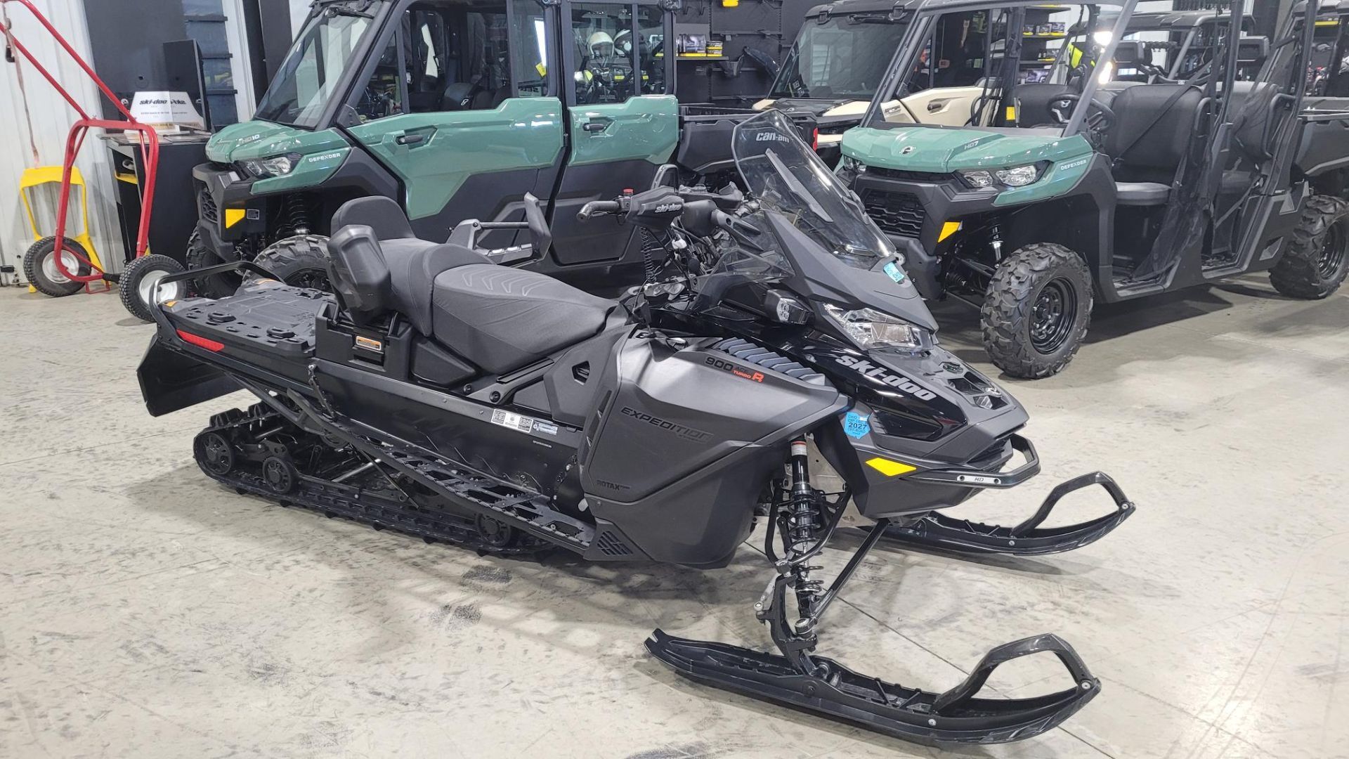 2024 Ski-Doo Expedition Xtreme 900 ACE Turbo R ES Cobra WT 1.8 in huron OH