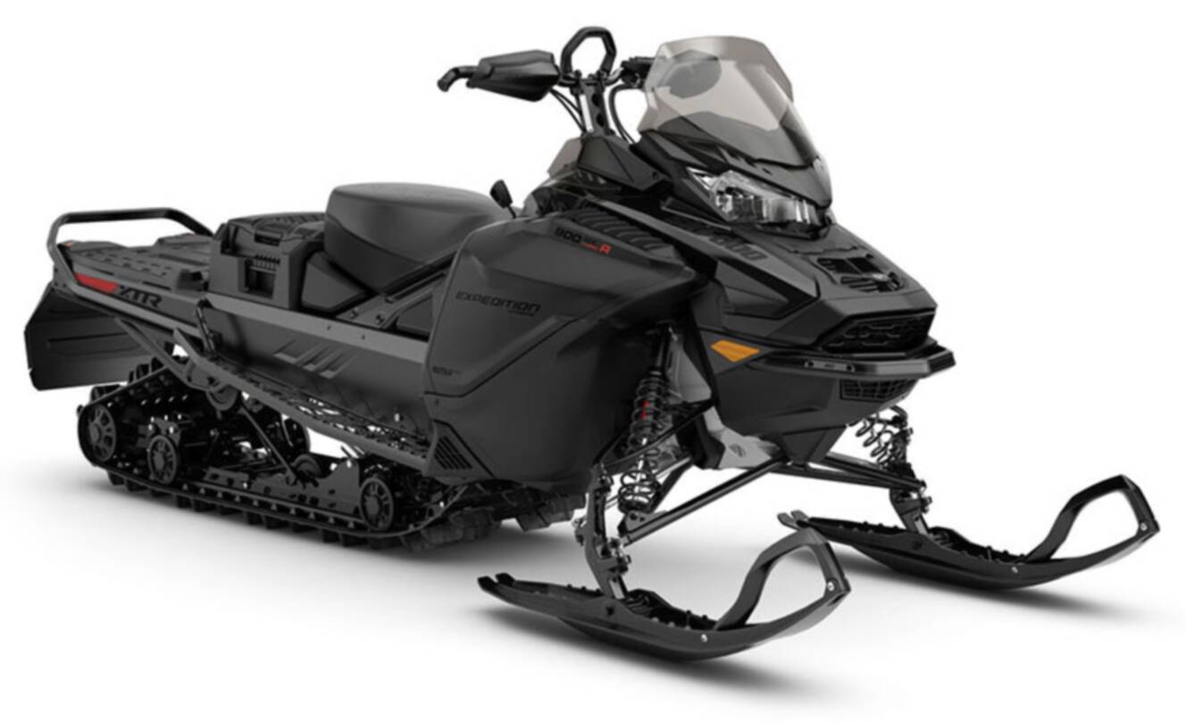 A photo of this 2024 Ski-Doo Expedition Xtreme 900 ACE Turbo R ES Cobra WT 1.8