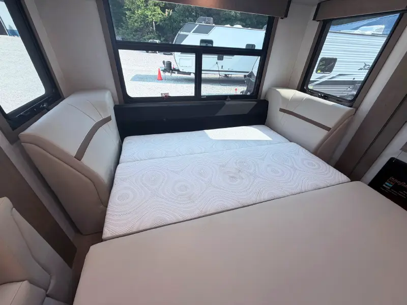 2026 KZ RV Domani DM323RL