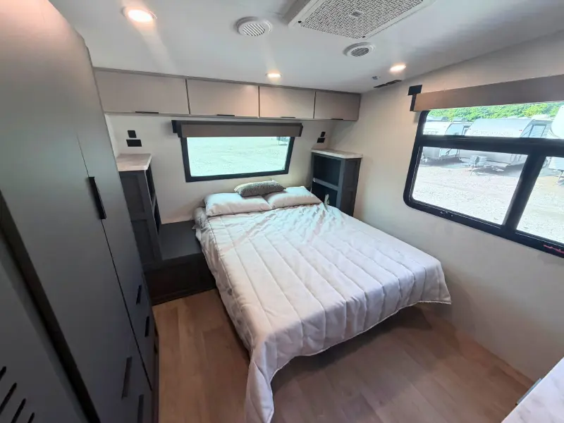 2026 KZ RV Domani DM323RL