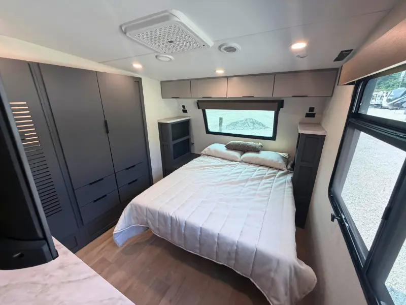 2026 KZ RV Domani DM323RL