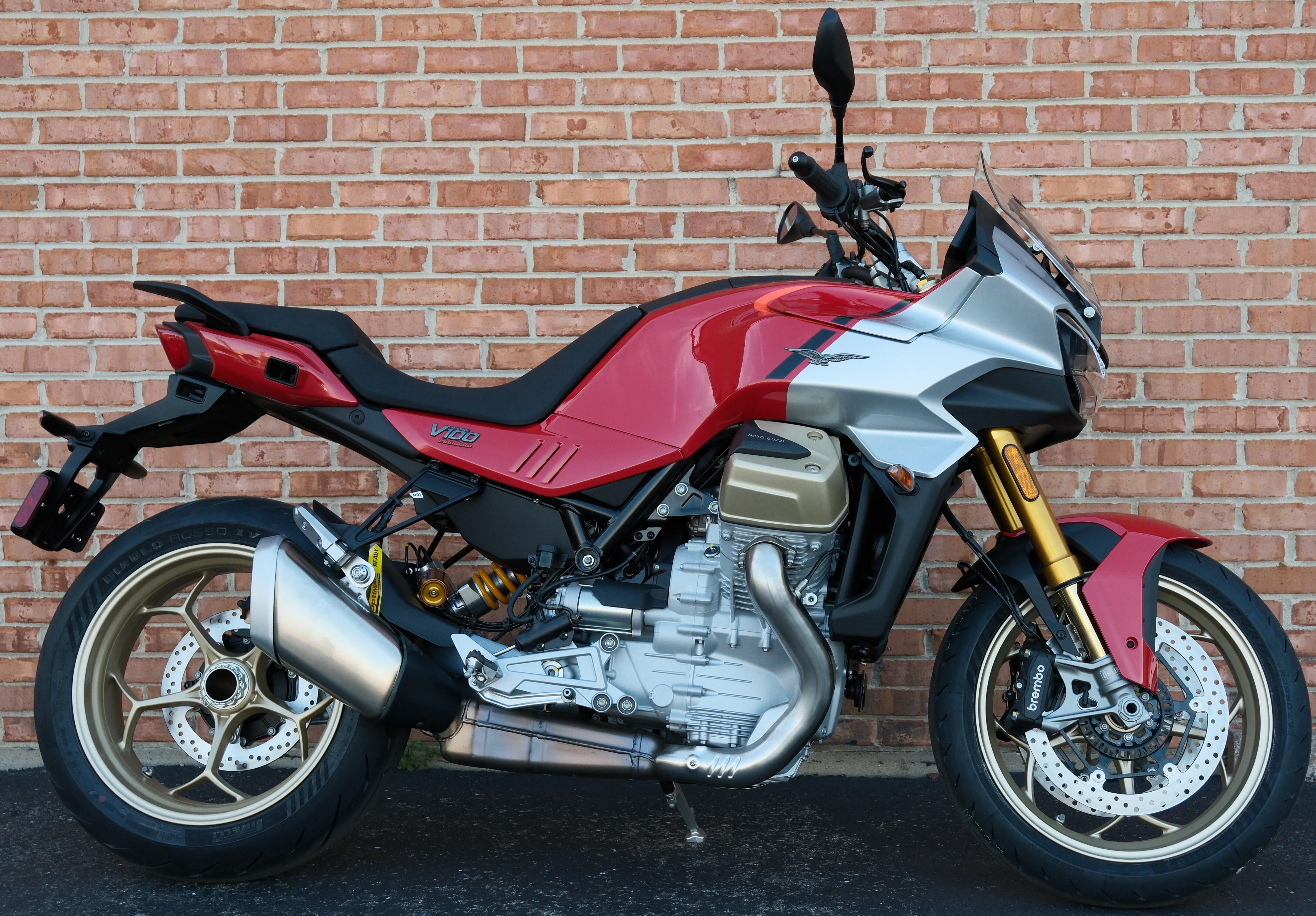 2027 Moto Guzzi V100 Mandello S MANDELLO S in Villa Park, IL