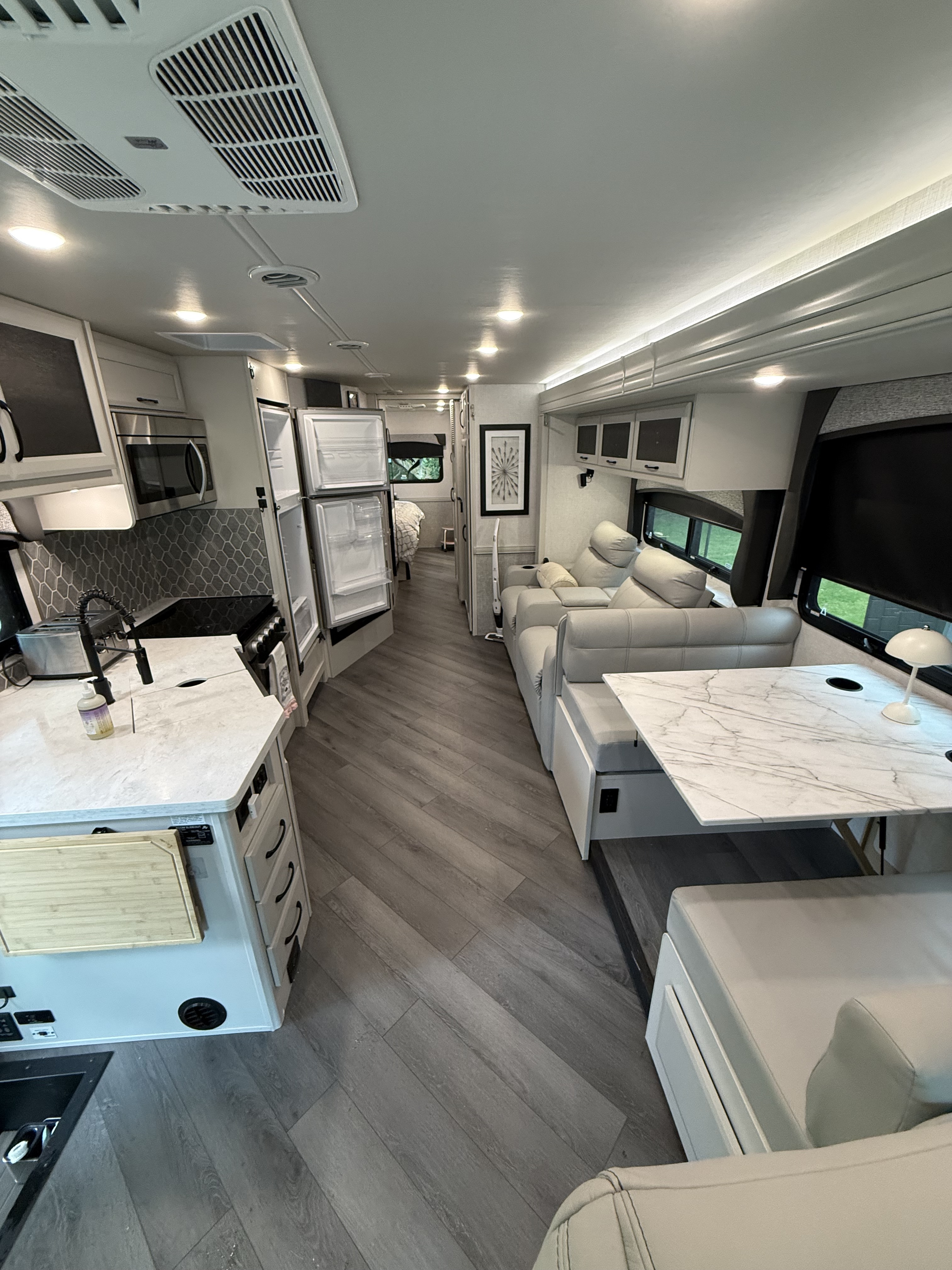 2024 Fleetwood FORTIS 34MB RV