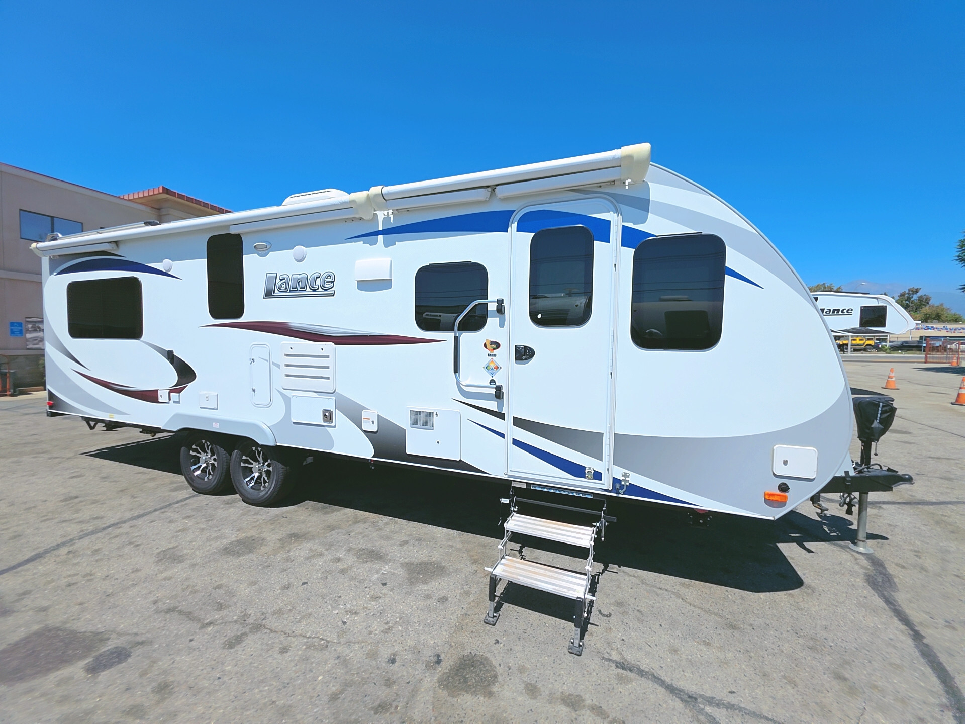2019 Lance 2465 in ontario CA