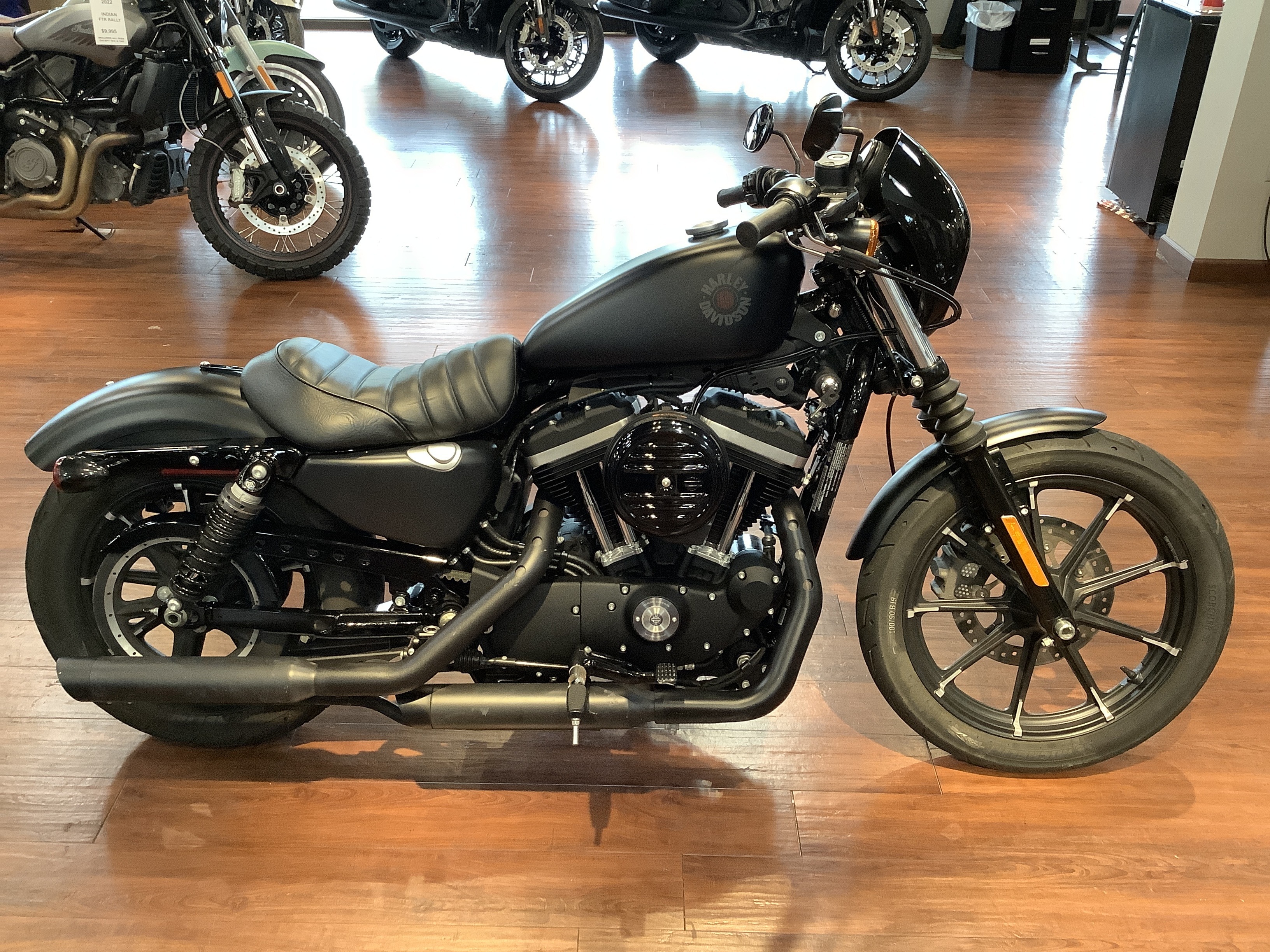 2021 Harley Davidson 883 IRON IRON in Panama City Beach, FL