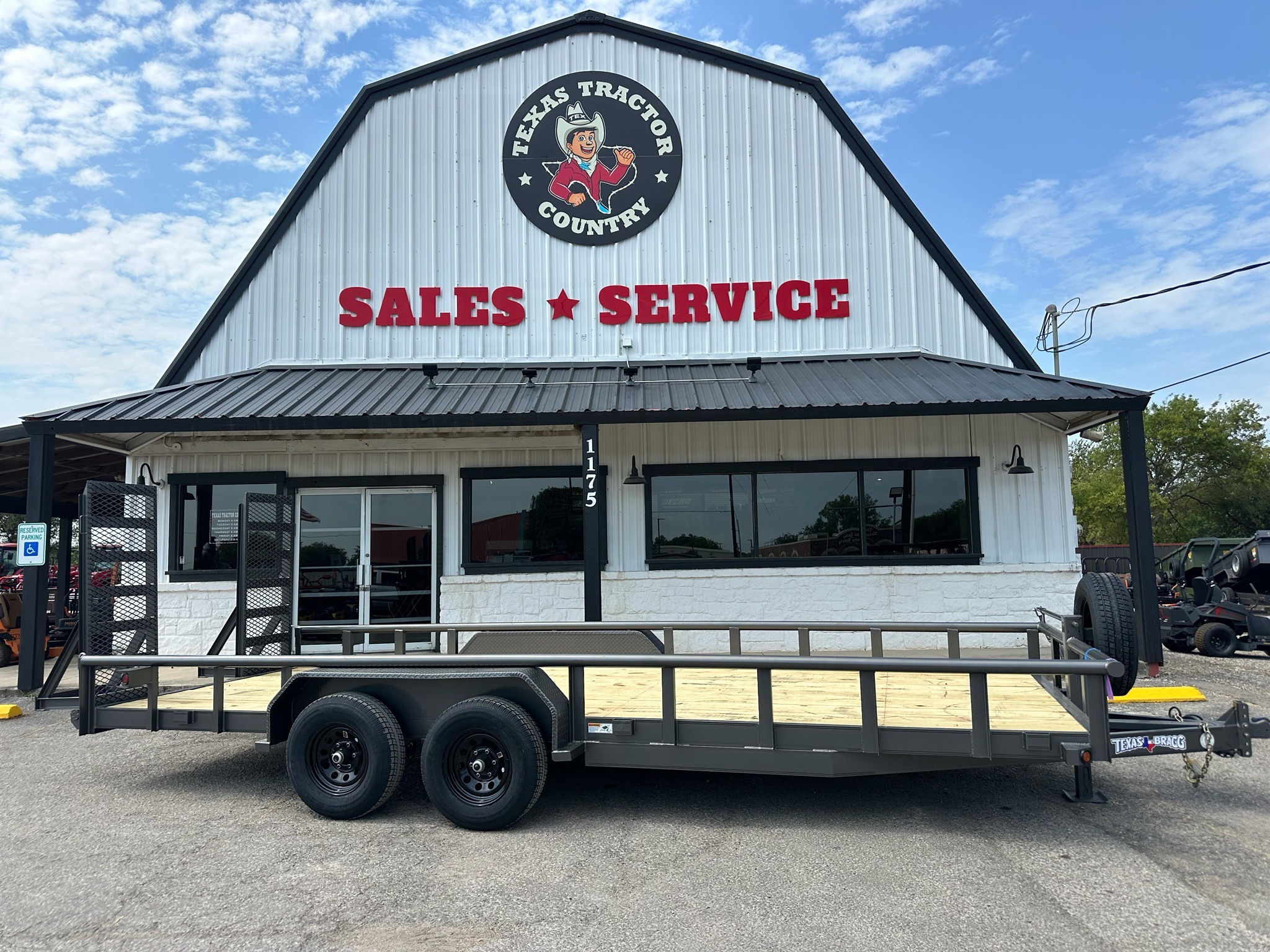 2026 Texas Bragg 20 BP 10K Flatbed snowmobile