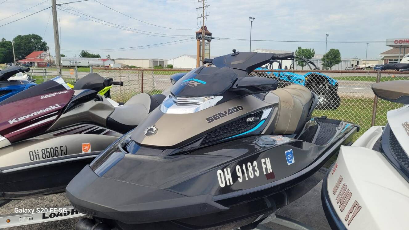 A photo of this 2016 Sea-Doo GTX Limited 300