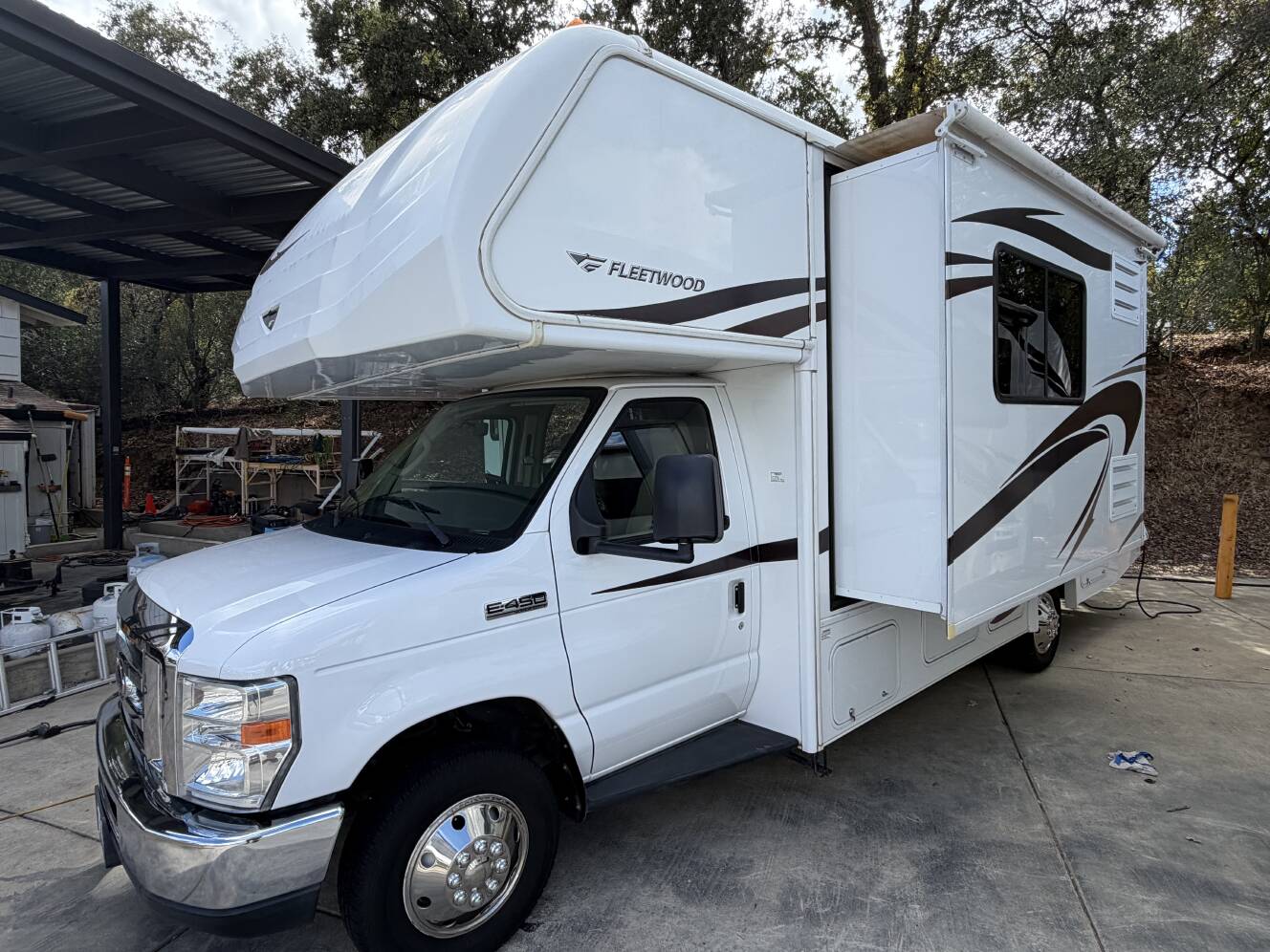 A photo of this 2014 Fleetwood TIOGA 25K