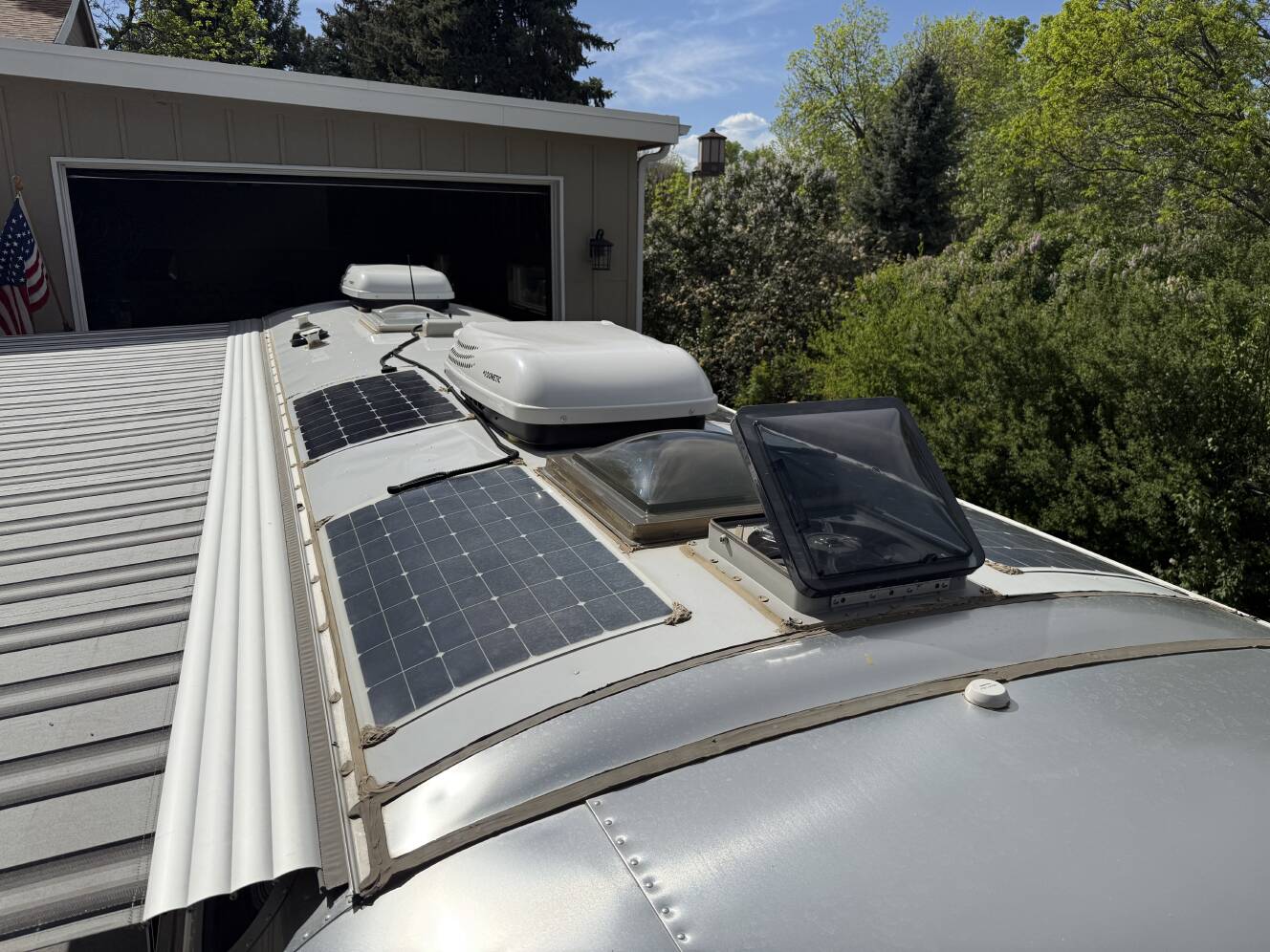 A photo of this 2018 Airstream CLASSIC 30RBQ