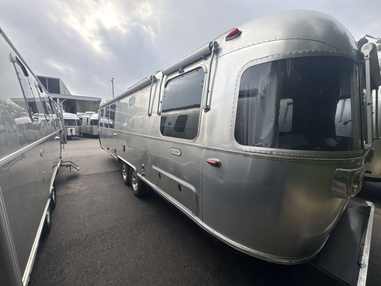 A photo of this 2022 Airstream Classic 30RBT