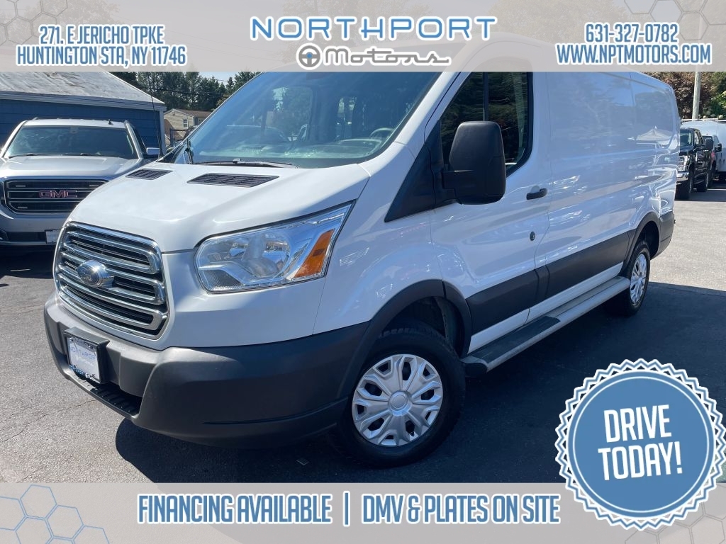 2018 FORD TRANSIT 250 in Huntington Station, NY