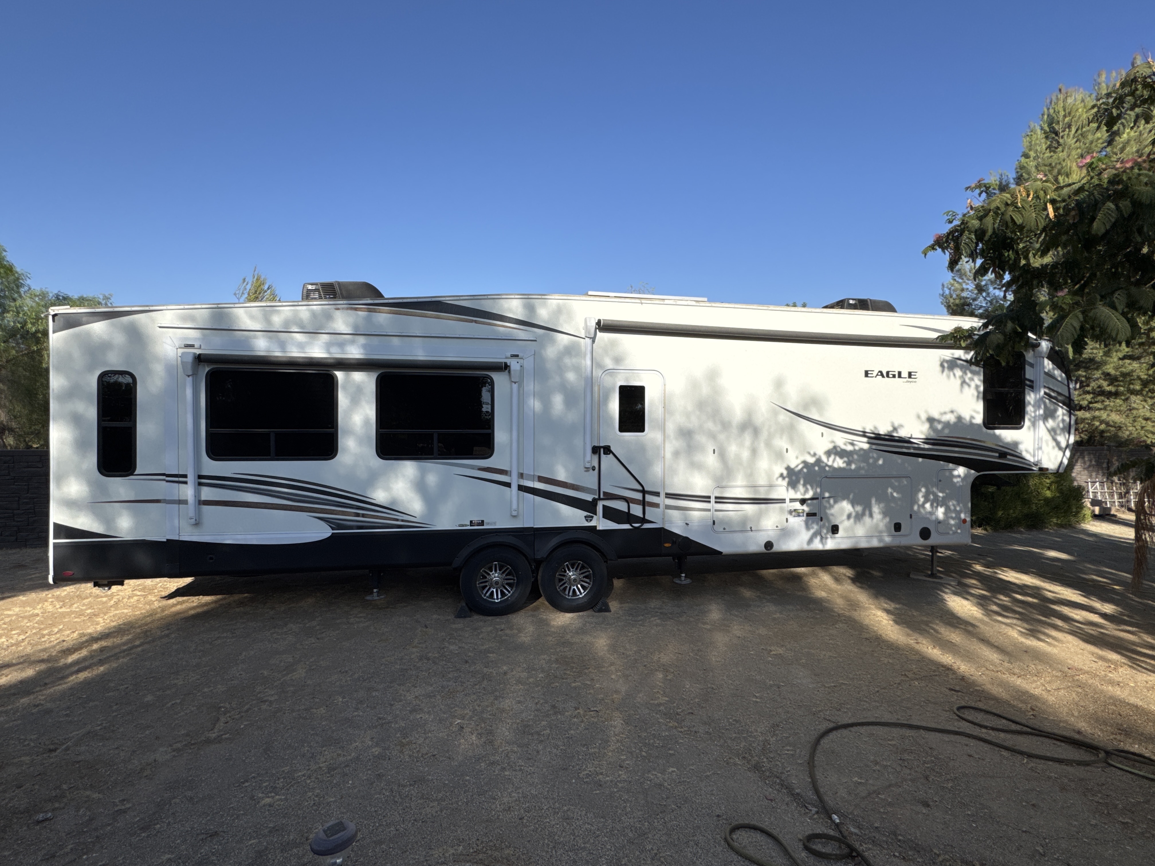 2021 Jayco EAGLE 355MBQS RV