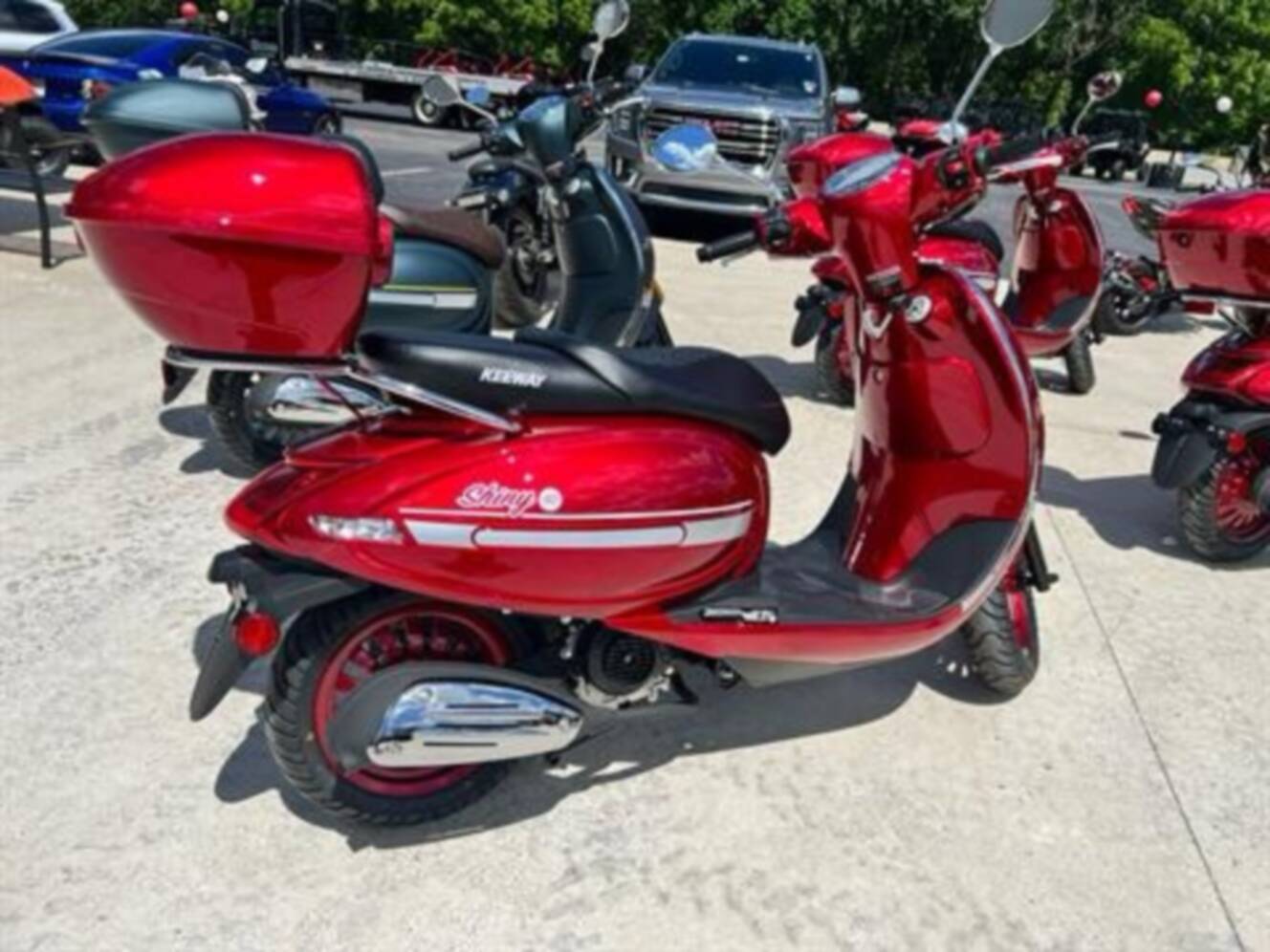 A photo of this 2026 Keeway Shiny 50