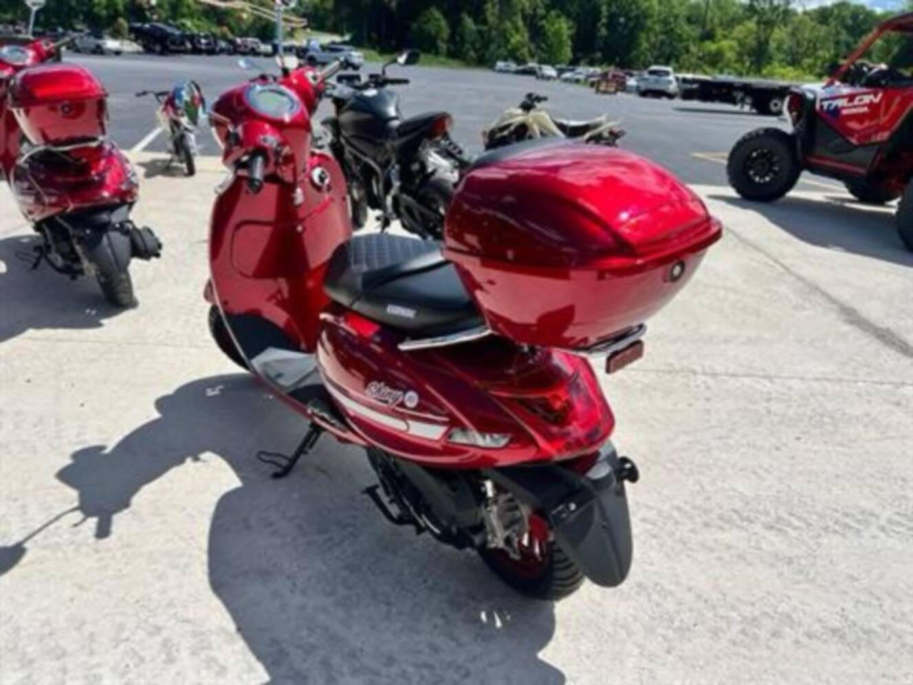 A photo of this 2026 Keeway Shiny 50