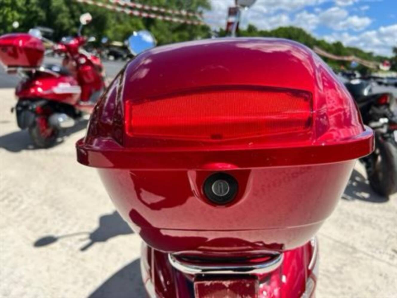 A photo of this 2026 Keeway Shiny 50