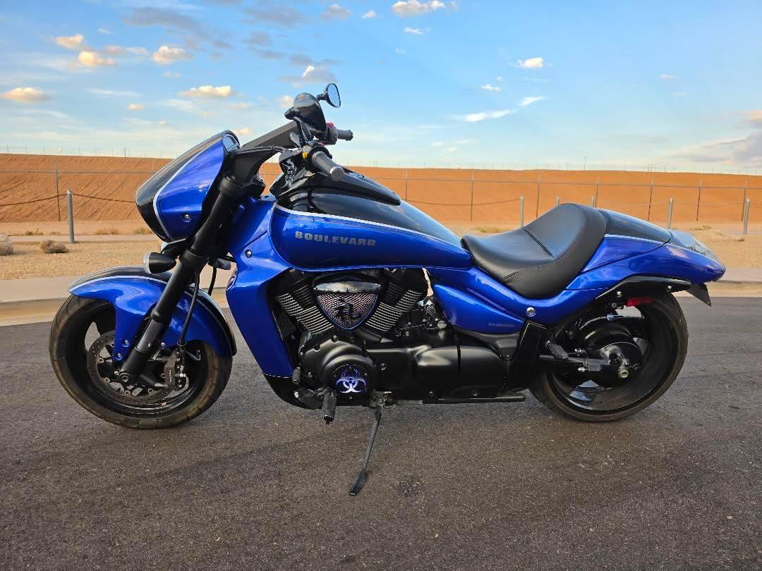 2017 Suzuki BOULEVARD M109R B.O.S.S. Cruiser motorcycle