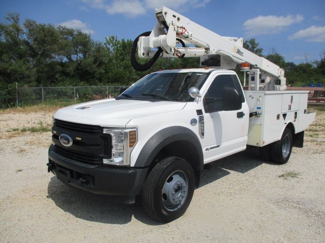 2019 FORD F550 in Grandview, MO