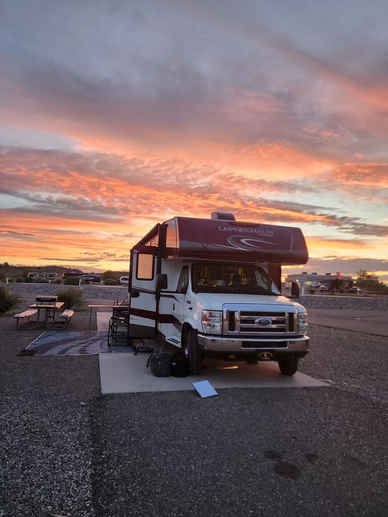 2017 Coachmen Leprechaun 319MB in surprise AZ