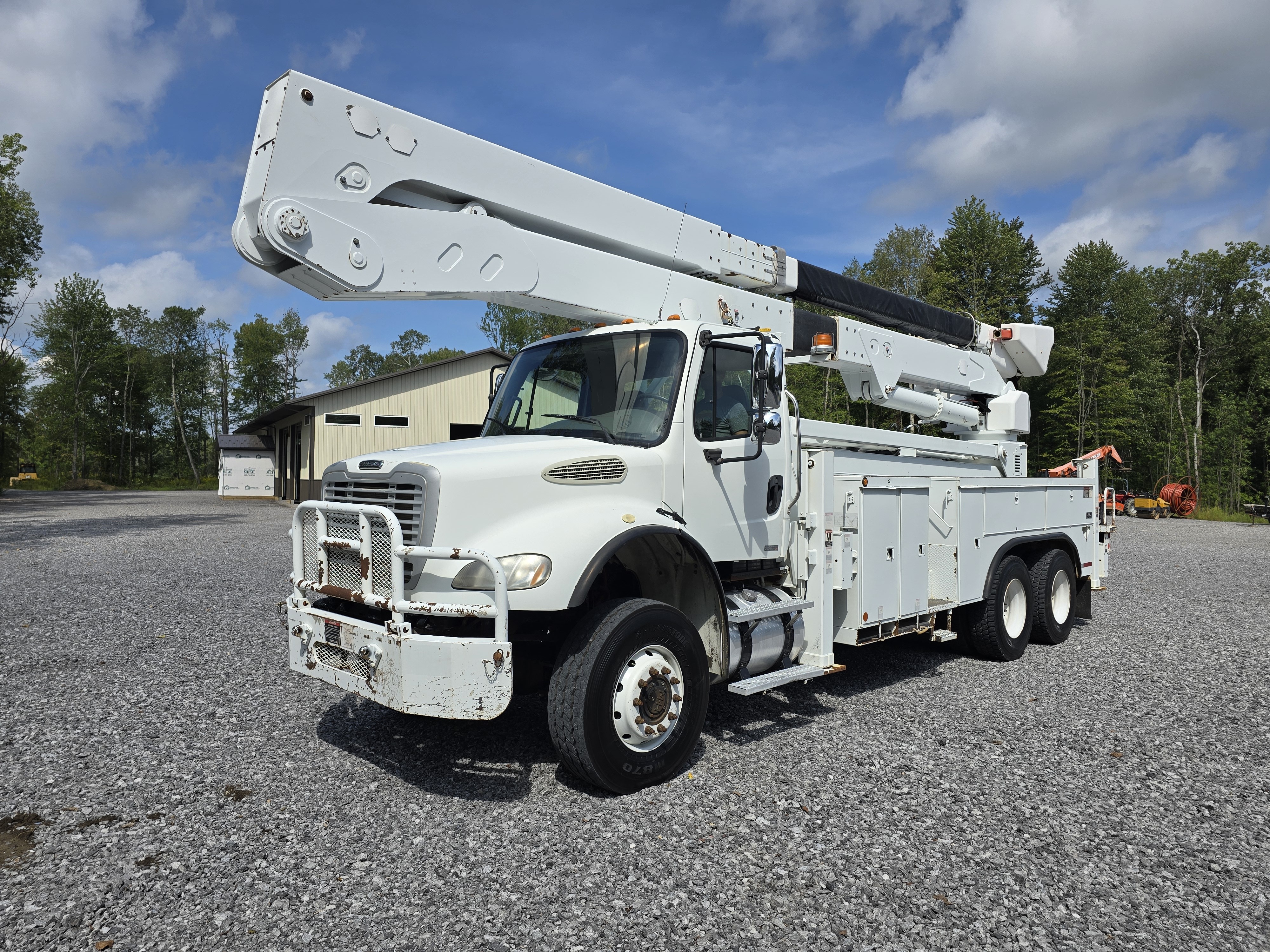 2007 FREIGHTLINER M2-112 6X6 & ALTEC A77T-E93 98' MAT. HAND INSUL BOOM in Lockport, NY