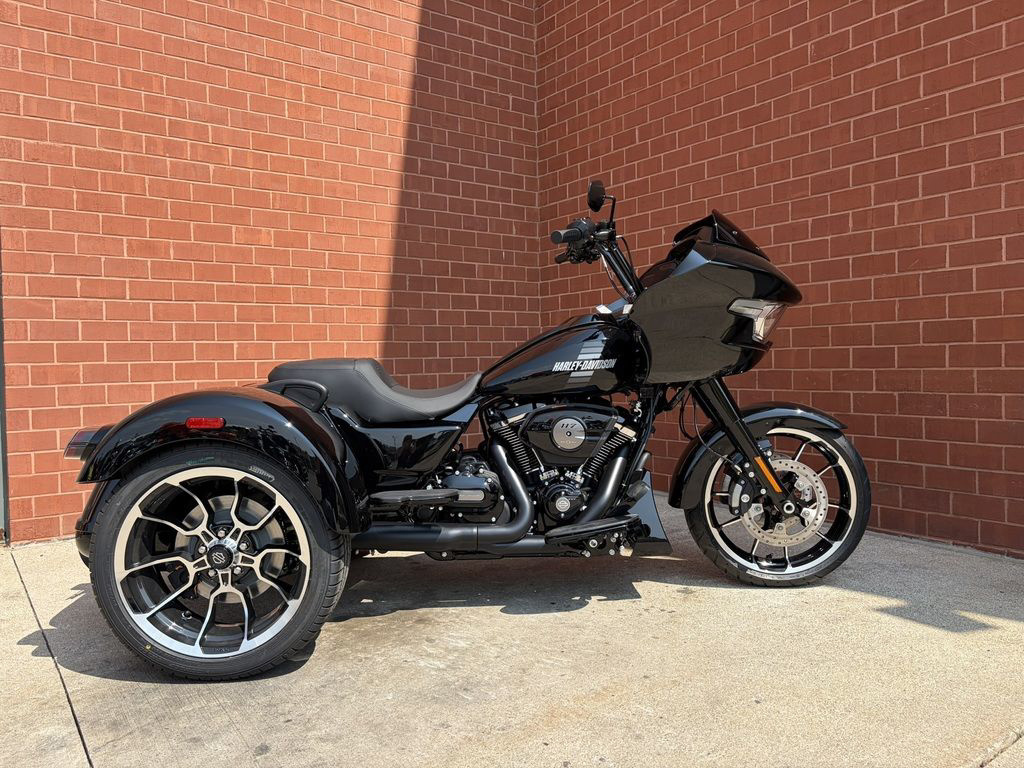 2026 Harley-Davidson Trike FLTRT - Road Glide 3 3 in Waterford Twp, MI