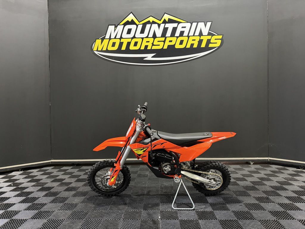 2027 KTM SX E 5 5 in Kodak, TN