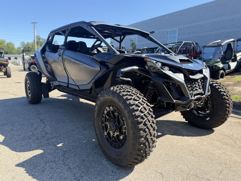 2025 Can-Am Maverick R Max X RS Dusty Navy & Legion Red in tallahassee FL