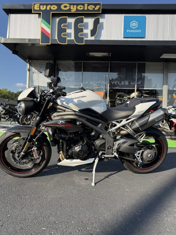 2019 Triumph Street Triple RS Crystal White RS in Charlotte, NC
