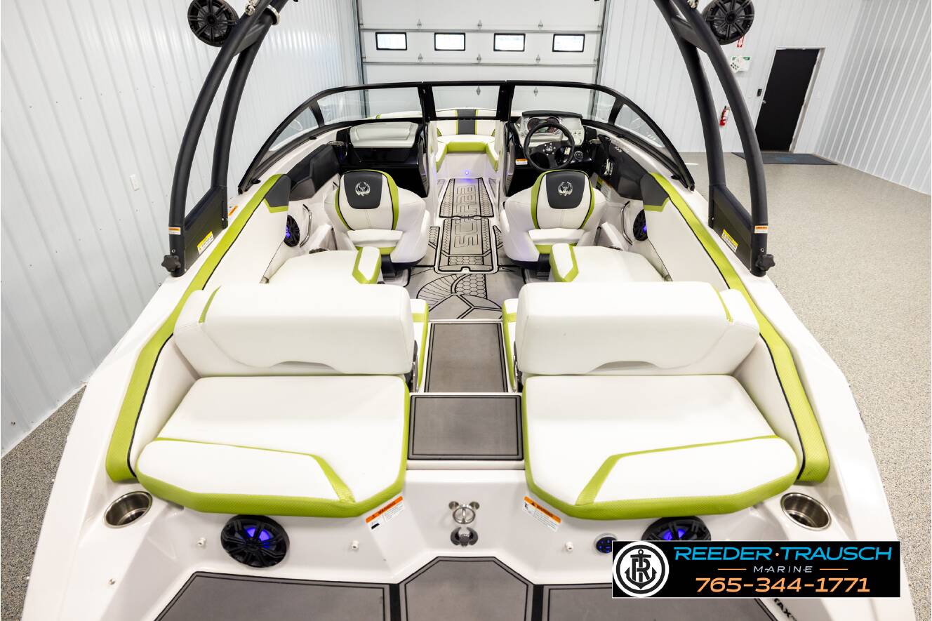 A photo of this 2016 Scarab 195