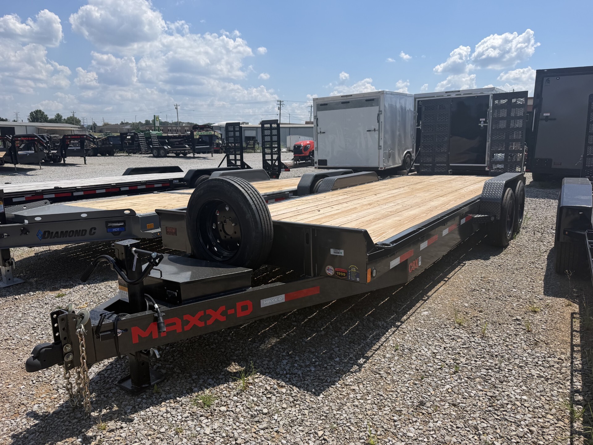 2027 MAXX-D C8X8322 in Winchester, TN