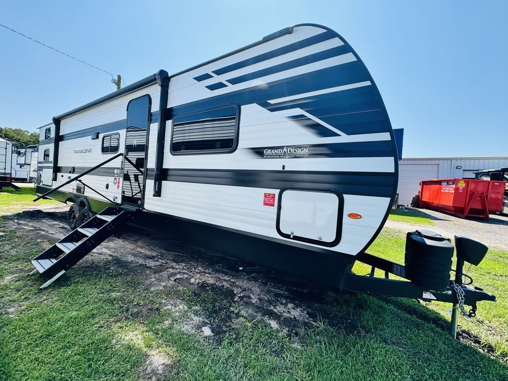 2027 Grand Design TRANSCEND Transcend 335BHT in newport NC
