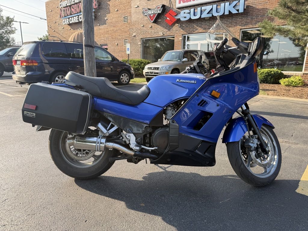 2001 Kawasaki Concours in Carol Stream, IL