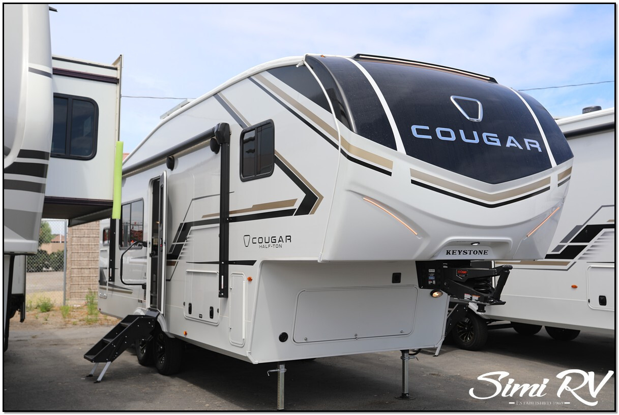 2027 Keystone COUGAR HALF-TON 23MLE in simi valley CA