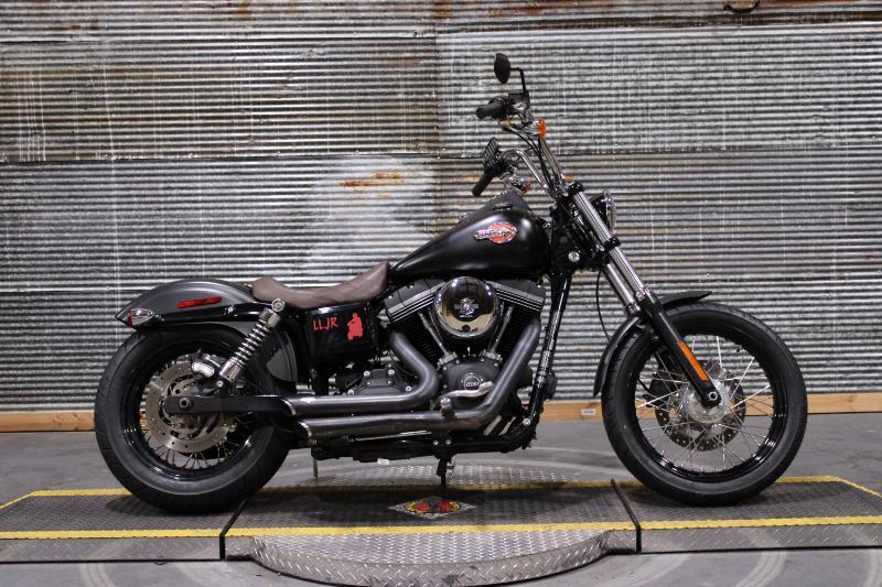 2017 Harley-Davidson DYNA STREET BOB DYNA in Texarkana, TX