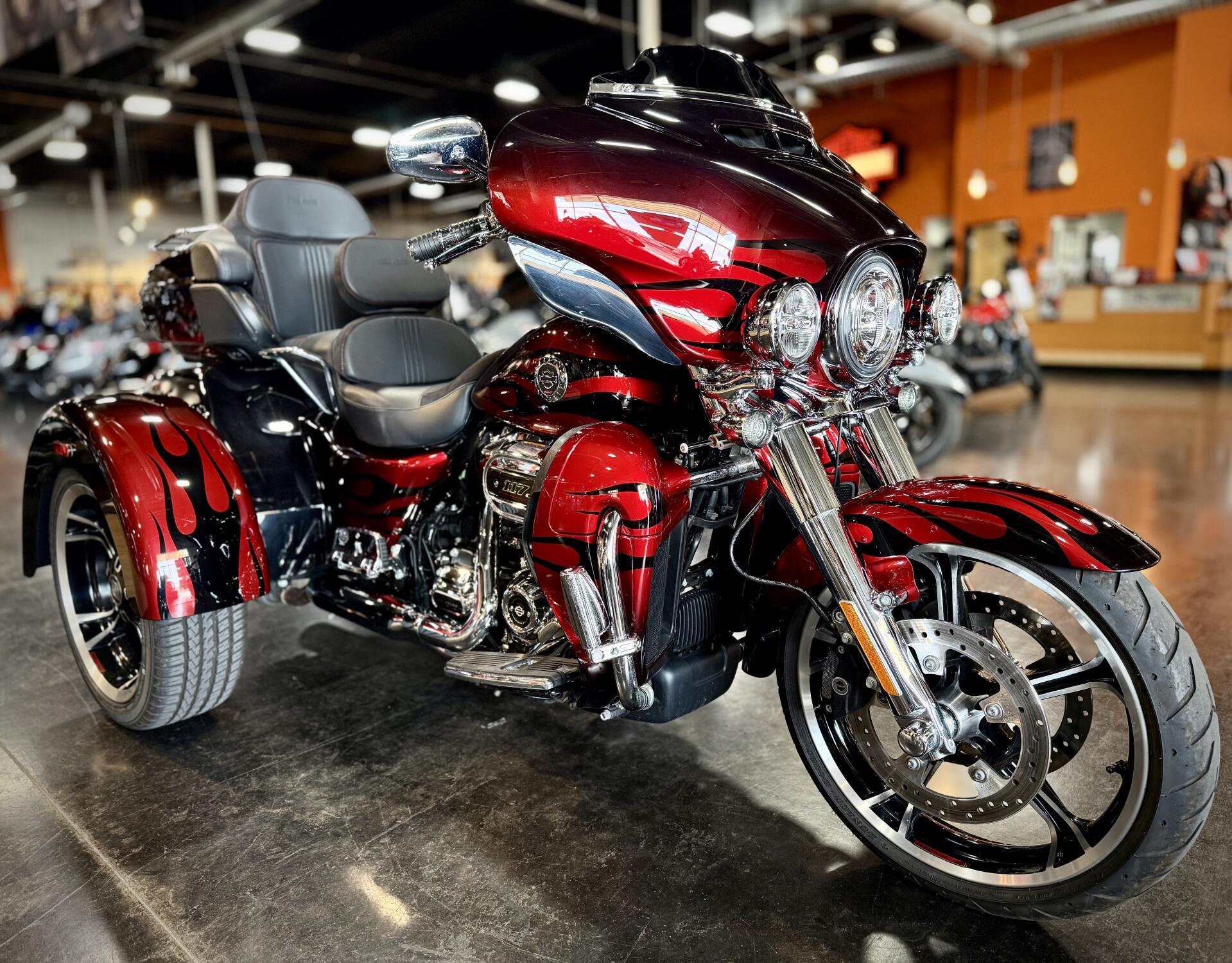 2022 Harley-Davidson CVO Tri Glide CVO in Santa Maria, CA