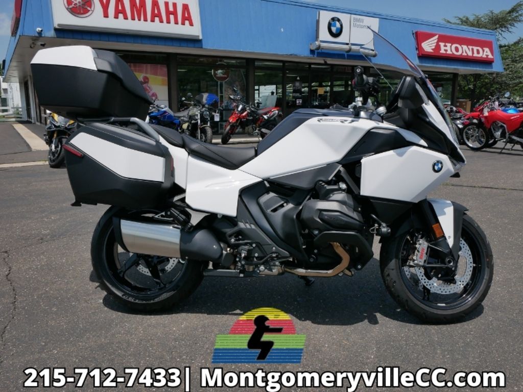 2026 BMW R 1300 RT Alpine White 3 in Hatfield, PA