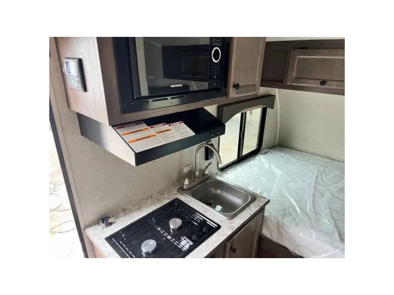 2022 Sunset Park RV 2022 Sunset Park Sunray 149 Sport Lite Weight Bike Rack
