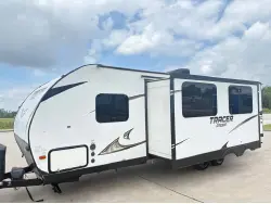 2018 Prime Time Manufacturing Tracer Breeze 26DBS