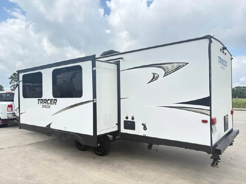 2018 Prime Time Manufacturing Tracer Breeze 26DBS