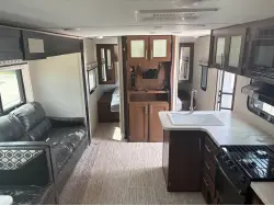 2018 Prime Time Manufacturing Tracer Breeze 26DBS