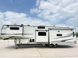 2022 Keystone Montana 3855BR