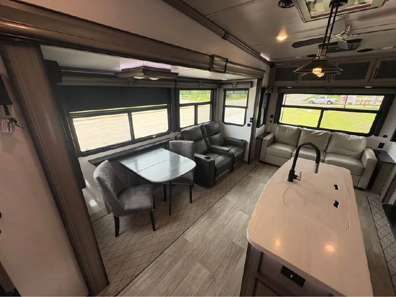 2022 Keystone Montana 3855BR