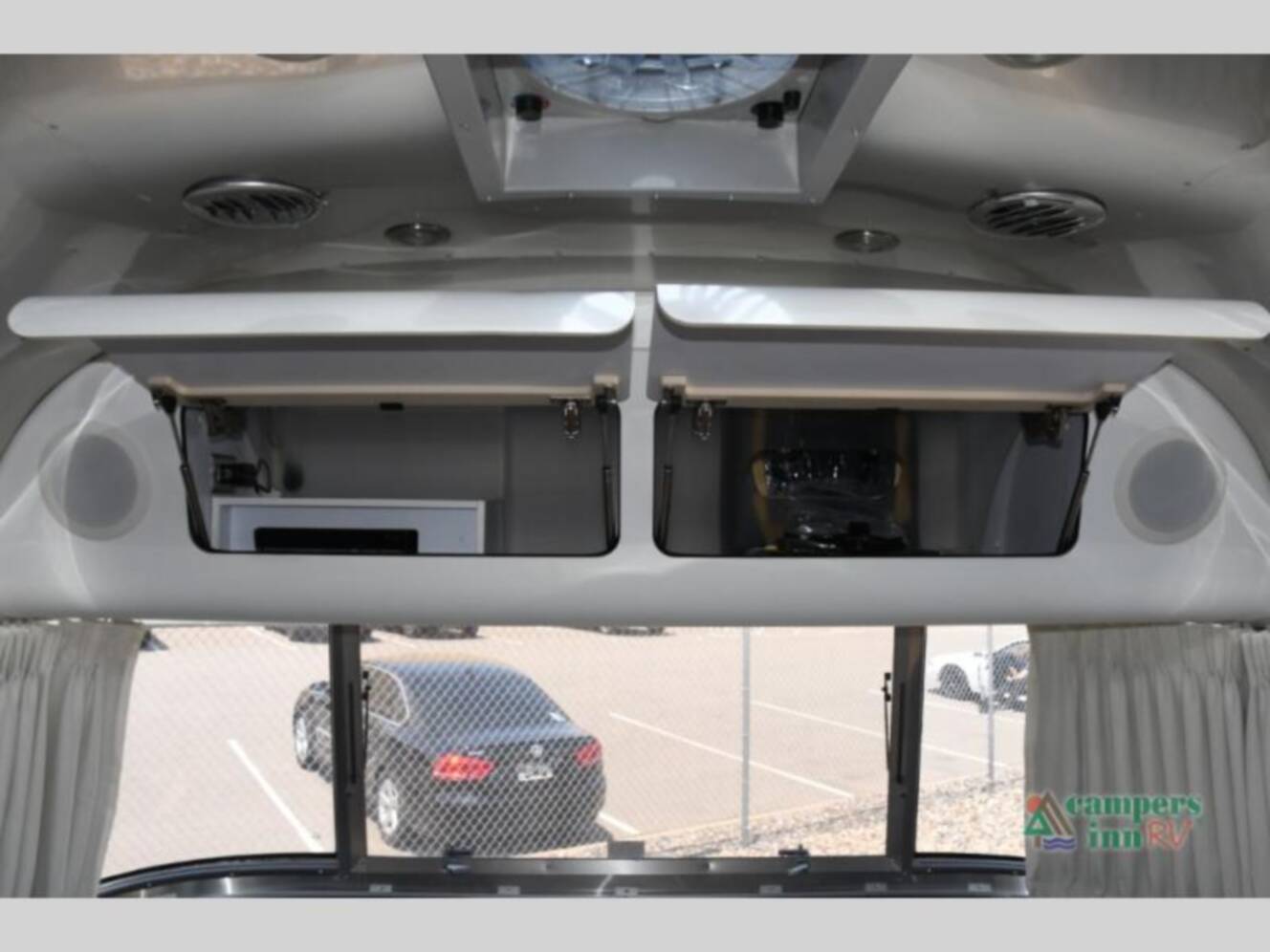 A photo of this 2019 Airstream Globetrotter 27FB Twin