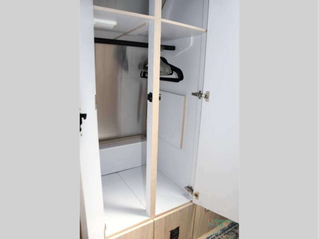A photo of this 2019 Airstream Globetrotter 27FB Twin