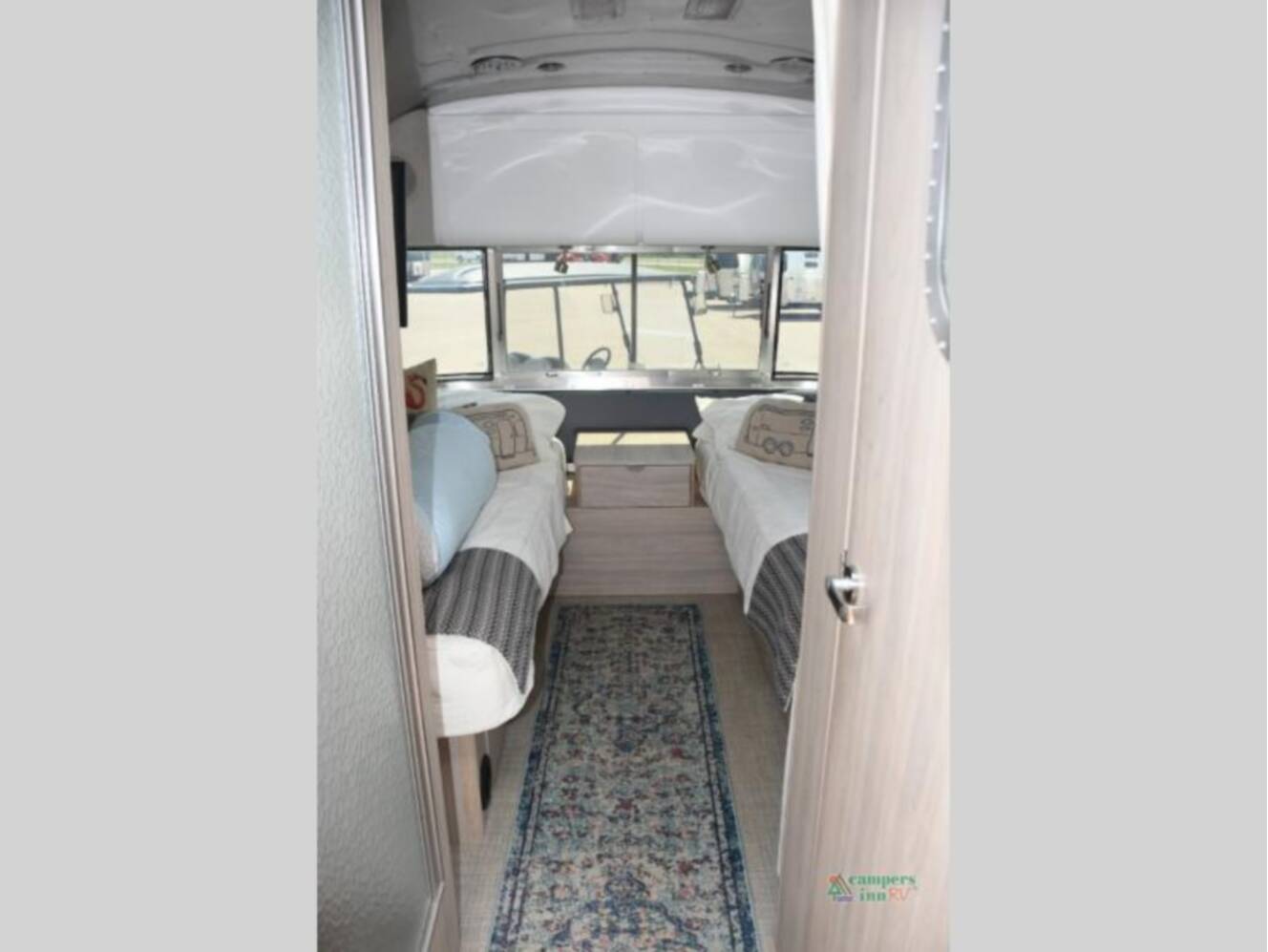A photo of this 2019 Airstream Globetrotter 27FB Twin